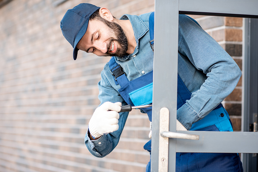 Read more about the article Top Reasons Why Your Locksmith Should Be Fully Certified